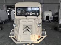 Camion de restauration mobile pour boulangerie et desserts avec four à convection et chambre de levage, pâtisserie mobile pour pain, gâteaux, beignets et pâtisseries fraîches
