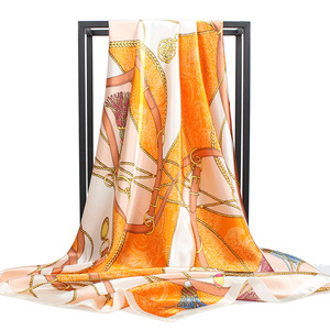 Custom cetim Digital impresso cavalo Design cachecol Caxemira cachecol venda quente para meninas - Product Image 2