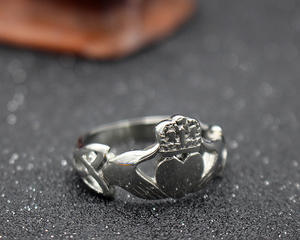 Anillo Dominante de Acero Inoxidable con Corazón de Amor Personalizado, Anillo Retro con Corona para Mi Hijo - Product Image 6