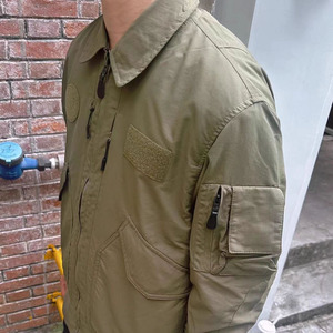LAYENNE <span class=keywords><strong>Blouson</strong></span> aviateur Streetwear personnalisé pour hommes <span class=keywords><strong>Blouson</strong></span> aviateur en nylon avec col montant zippé Veste softshell coupe-vent multi-poches - Product Image 5