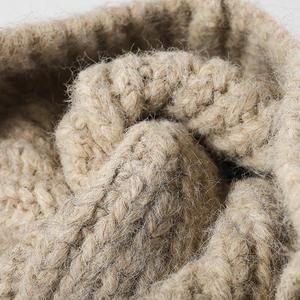 Gorro de lana vintage sin costuras para ir al trabajo con estilo, gorra ajustada de tela fina, variedad exclusiva, gorro de invierno para recién nacidos. - Product Image 3