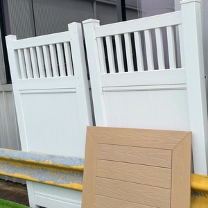 Clôture d'isolement personnalisée pour ferme équine moderne et hippodrome, clôture à piquets peinte en blanc, garde-corps de cour de villa, panneau de clôture de type Grande Muraille - Product Image 2
