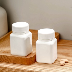 <span class=keywords><strong>60ml</strong></span> Chinese leverancier PE materiaal <span class=keywords><strong>plastic</strong></span> lege pilfles witte schroefdop lege pilflessen met kinderveilige dop - Product Image 1