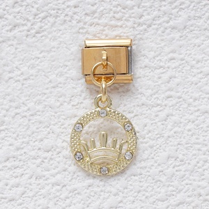 Popular Colgante Italiano Chapado en Oro PVD de 18k, Joyería de Acero Inoxidable al por Mayor, Colgante de Copos de Nieve - Product Image 4