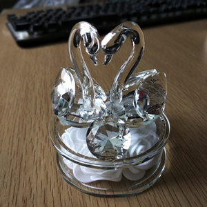 En gros Personnalisé Exquis Pas Cher Cristal Cygne En Verre Pour Invité De Mariage Emporter Souvenirs