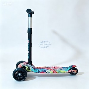 Patinete Plegable Instantáneo para Niños Pequeños, Estructura Metálica Integrada, Llantas de PU con Iluminación Brillante y Amortiguación de Impactos - Product Image 3