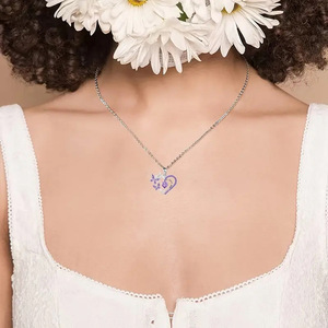 Collana con Ciondolo a Cuore e Farfalla per Donne, Design Traforato, Accessorio per Uso Quotidiano, Gioiello di Moda - Product Image 6