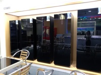 Réfrigérateur à double porte avec écran LED 310L, vitre VCM, congélateur inférieur, pour usage domestique