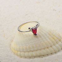 Bague en opale en forme de crabe mignonne |   Pierre précieuse rouge irisée et accent en zircon |   Bijoux animaux pour femmes, tendance, à porter au quotidien
