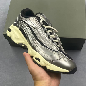 Zapatos Deportivos Casuales para Hombre, Diseño 2026, Otoño/Invierno, con Cordones, Punta Cerrada, Ligeros y Cómodos para Uso Diario - Product Image 1