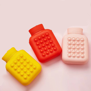 Bouillotte portable en silicone tendance, motif dessin animé, petite taille - Product Image 1