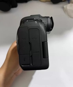 กล้องดิจิตอล Canon R6 รุ่นขายดีที่สุด ระดับมืออาชีพ สำหรับการถ่ายภาพ ฟูลเฟรม CMOS มิเรอร์เลส - Product Image 5