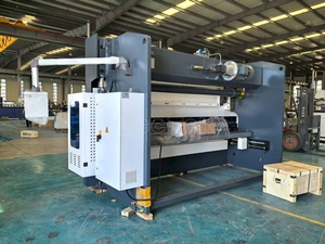 Prensa Plegadora CNC Electrohidráulica Automática DELEM DA53T de 4+1 Ejes, Máquina de Plegado de Chapa Metálica con Control por Computadora - Product Image 5