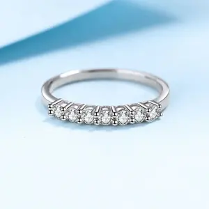 含沙石订婚戒指订婚奢华精品珠宝标志雕刻Joyas一排925银色VVS含沙石女士戒指