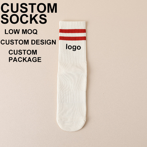 Chaussettes de yoga professionnelles personnalisées avec logo, antidérapantes, pour Pilates, à compression mi-haute, pour femmes - Product Image 1