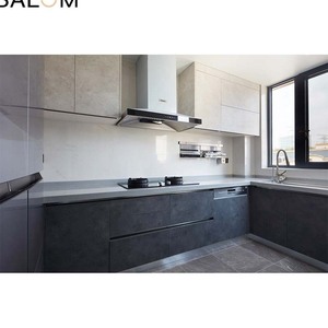 Armoire moderne en bois noir foncé mat avec <span class=keywords><strong>porte</strong></span>, armoire personnalisée, rangement de meubles en contreplaqué, armoires de cuisine simples, menuiserie - Product Image 2