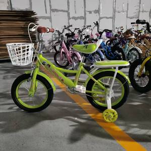 Vélos pour enfants Vélos pour enfants Vélo pour enfants 14 ''16'' 18 ''Vélo de sport à <span class=keywords><strong>4</strong></span> roues à une vitesse pour garçons filles de 3 à 8 <span class=keywords><strong>ans</strong></span>. - Product Image 2
