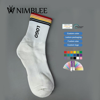 Chaussettes de sport décontractées rétro personnalisées pour femmes, respirantes, douces, en coton tricoté jacquard, antidérapantes, séchage rapide, pour la course à pied et le basketball