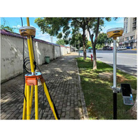 Hi Target V300 RTK GPS Base Survey Equipment Full Consolidation RTK Rover Haute Précision de Positionnement pour l'Arpentage 1 An IMU RTK 1+1