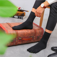 Chaussettes de travail pour hommes à cinq doigts, mi-hautes, à orteils séparés, déodorantes, noires, respirantes, en coton peigné absorbant la transpiration