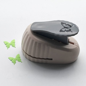 プロのポータブルミニ紙穴パンチカスタムロゴパンチ蝶マルチ詳細DIYクラフト手作り穴パンチ - Product Image 4