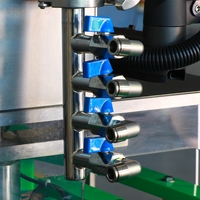 Machine de remplissage et de scellage isobare mobile pour canettes, 1200 CPH, équipement automatique de mise en conserve de bière avec changement de type en un clic