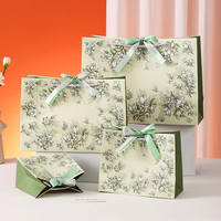 Op maat gemaakte luxe bedrukte papieren cadeauzak met hete-stempel bedrukking, Chinese stijl, voor verjaardag, Valentijnsdag, groothandelsprijs, verpakkingszak