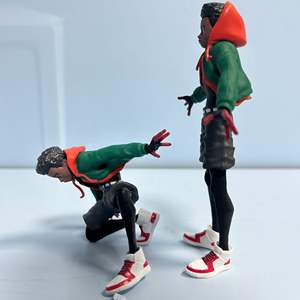 <span class=keywords><strong>Marvel</strong></span> Spider-Verse Miles Spider-Man Figurine d'action en PVC à double tête, modèle de collection, <span class=keywords><strong>cadeau</strong></span> <span class=keywords><strong>pour</strong></span> les 14 ans et plus - Product Image 2