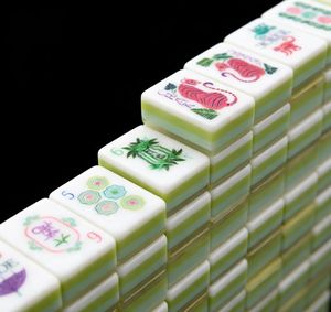 Tuiles de Mahjong Américain Personnalisées <span class=keywords><strong>en</strong></span> Acrylique Gravé, Design Moderne de Luxe à 4 Couches, pour le Divertissement - Product Image 6