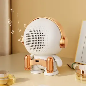 2023 New Wireless Cool Mini Astronaut Speaker LED Lights Effect Indoor And Outdoor Gaming Speaker