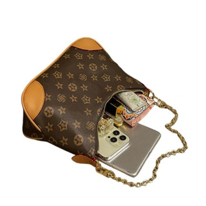 <span class=keywords><strong>Borsa</strong></span> a <span class=keywords><strong>tracolla</strong></span> di design di lusso da donna in <span class=keywords><strong>vera</strong></span> <span class=keywords><strong>pelle</strong></span> a <span class=keywords><strong>tracolla</strong></span> <span class=keywords><strong>borsa</strong></span> a portafoglio fatta a mano con catena elegante <span class=keywords><strong>borsa</strong></span> Tote sotto le ascelle da donna - Product Image 4