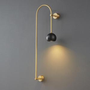 Lampe murale LED longue et minimaliste de style nordique, modèle villa, salon, chambre à coucher, chevet - Product Image 3