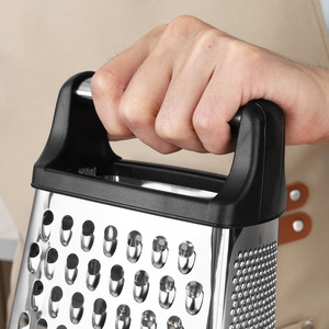 Râpe à Fromage Professionnelle à 4 Faces en Acier Inoxydable Râpe à Légumes Manuelle de Cuisine avec Poignée pour Râper les Pommes de Terre - Product Image 5