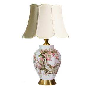 Orientalische Pfirsichblüten-Porzellan-Tischlampe Dekorative Tischleuchte für Hotel-Suiten und Villen-Inneneinrichtung - Product Image 2