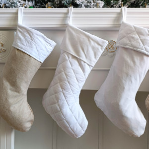 <span class=keywords><strong>Chaussette</strong></span> <span class=keywords><strong>de</strong></span> Noël au design rustique pour personnalisation, <span class=keywords><strong>en</strong></span> <span class=keywords><strong>toile</strong></span> <span class=keywords><strong>de</strong></span> <span class=keywords><strong>jute</strong></span> naturelle, matelassée ivoire crème, chaussettes blanches - Product Image 3