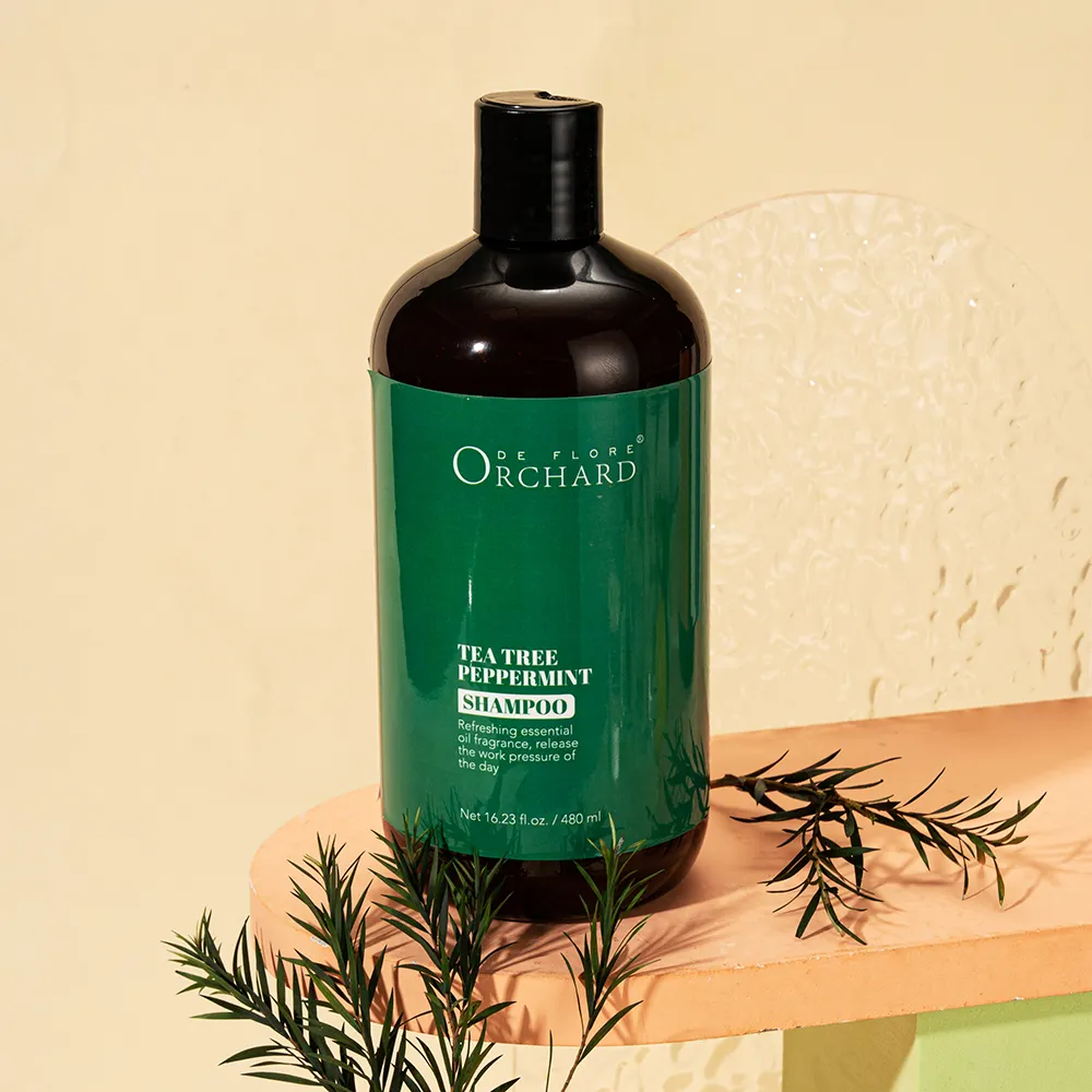 I prodotti per la cura dei capelli naturali all'ingrosso purificano lo Shampoo dell'albero del tè dei bulbi dei capelli