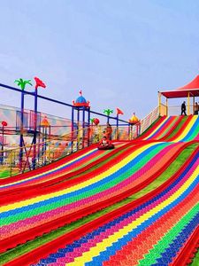 <span class=keywords><strong>Toboggan</strong></span> en PE arc-en-ciel, piste de ski sèche, <span class=keywords><strong>toboggan</strong></span> extérieur de grande taille pour toutes les saisons <span class=keywords><strong>avec</strong></span> lumières LED, fumée, capacité de 20 personnes, plus de 500 kg - Product Image 4