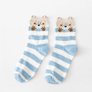 महिलाओं के लिए सस्ते प्यारे स्ट्रिप्ड पशु हेड कुत्तों फैशन 100 कपास थोक थोक मोजे - Product Image 2