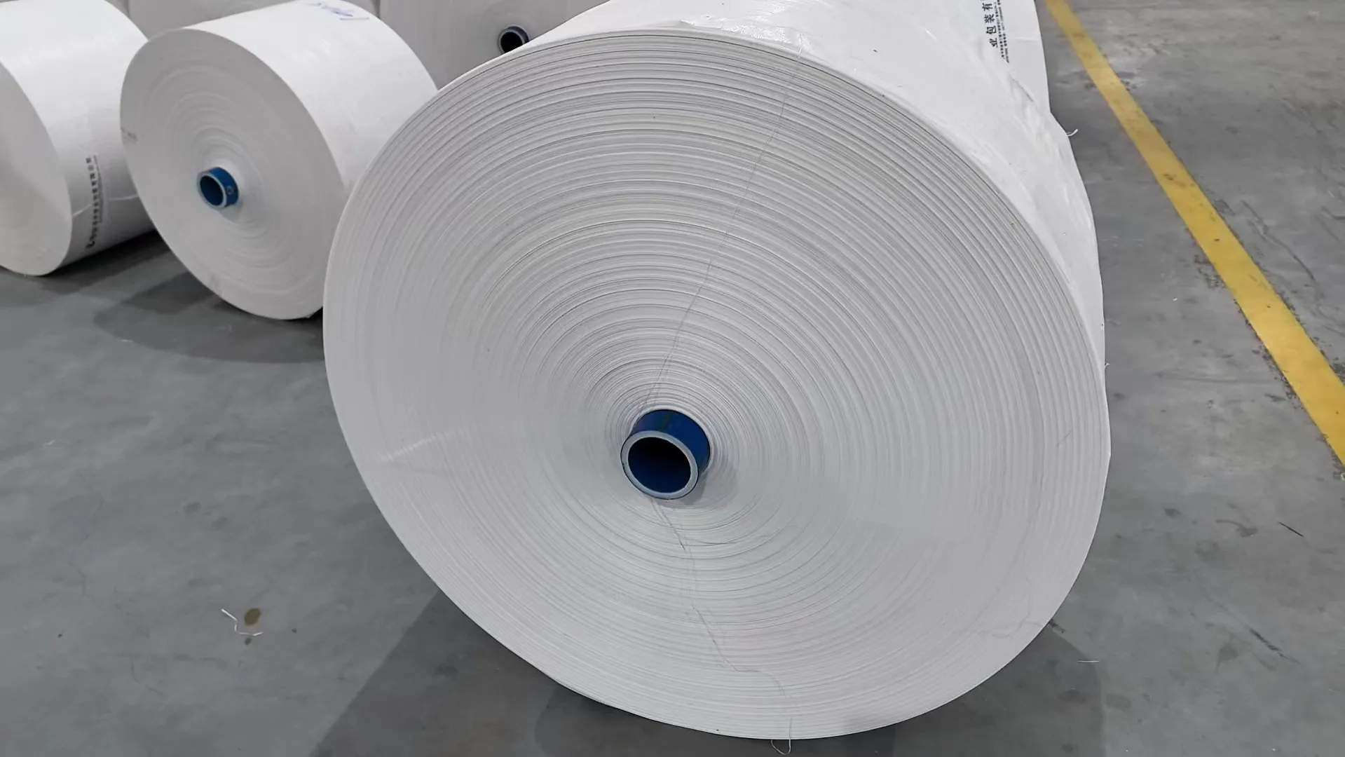 Pp Woven Tubular Fabric Jumbo Bag Laminated Fabric Roll Pp Woven Sacks Fabrics Supplier In Rolls