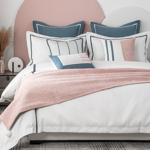 <span class=keywords><strong>Set</strong></span> di trapunte da letto in solido leggero da 10 pezzi Queen King <span class=keywords><strong>Size</strong></span> con 2 fodere per cuscini Runner per Hotel di casa - Product Image 1
