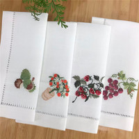 Serviettes en lin brodées à la main avec ourlet festonné, motifs personnalisés, carrées, décoration de restaurant, coussinets thermiques, lavables, réutilisables