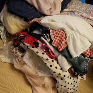 ชุดเดรสยาวมือสองสำหรับผู้หญิงแบบเกาหลี รวมหลายแบบ บรรจุเป็นเบล นำเข้าจากสหราชอาณาจักร - Product Image 5