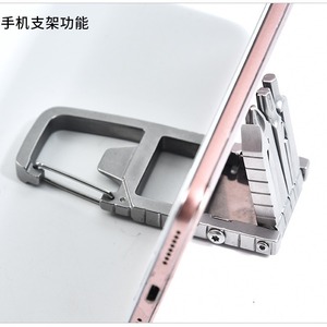 Outil multifonctionnel en acier inoxydable 13-en-1 avec ouvre-bouteille et barre de levier pour la survie en plein air - Product Image 4