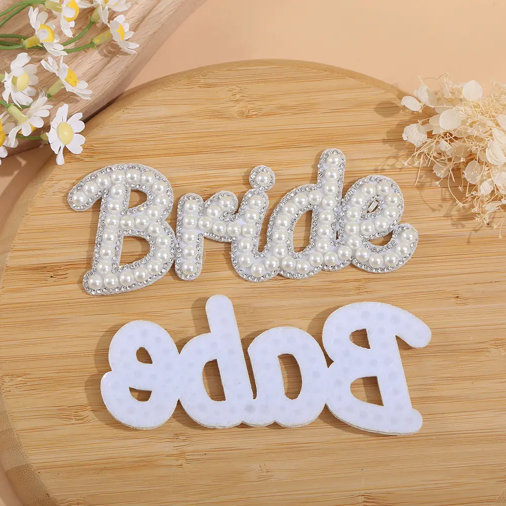 En stock MRS BRIDE BABE Pearl Patches Lettres Patches vierges Pour Vêtements