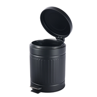 Poubelle de luxe antirouille de 1,3 gallon pour intérieur, petite poubelle à pédale pour salle de bain, mini poubelle à pédale en métal noir avec couvercle en fer
