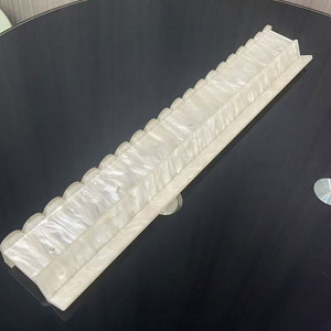 Soporte de Mahjong Personalizado con Diseño de Concha para Fichas Americanas – Acrílico Efecto Carey o Perla 17.5" - Product Image 2