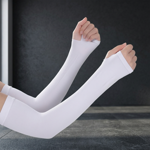 Mangas de protección solar UPF50+ de algodón blanco sólido de manga larga para mujer - Product Image 2