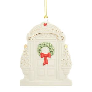 Ornement de Noël en résine pour porte, « Notre première année dans notre nouvelle maison », décoration festive à suspendre - Product Image 3