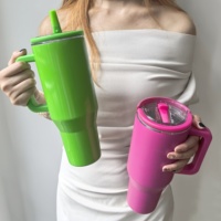 Desain bunga kustom Checker 40OZ Tumbler terisolasi vakum 304 baja tahan karat 30oz tidak tumpah tahan bocor Hydro Tumbler