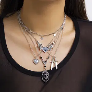 2024 New Dark Punk Heart Shape Cross Chain Necklace Creative Sword with Wings for Halloween Fashion Jewelry